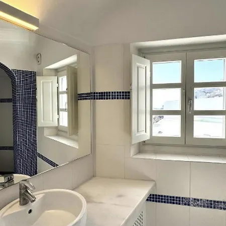 Premium Santorini Campbell 1 Bedroom Spectacular Aegean Sea Views Private Outdoor Hot Tub *